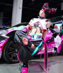 Juri_Han_Steps_On_LVL_UP_EXPO_2023_ft._Akemikun_Lrz1wLMCrJ8-1_thumb.jpg