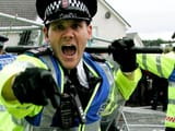 britbong policeman about to smash your jibbly wibblies