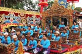 gamelan-musicians-perform-during-the-balinese-arts-festival--103819212-5a7502aa3037130036b13803-659492504