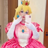 my-princess-peach-cosplay-v0-5ip4t7g653pc1