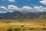 free-photo-of-scenic-view-of-distant-mountains