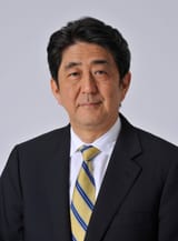 Shinzō_Abe_20120501