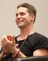 Neil_Newbon_by_Gage_Skidmore