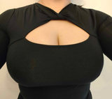 boob-window-on-me-vs-the-model-v0-rn4r0sggjchd1
