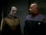 MDc2OGFhNTctNmUyMy00NDg1LWI1YTAtNGIxN2E5YmExMTU4_andrew_robinson_interview_-_potential_photos_4_-_garak_as_the_devil_on_siskos_shoulder