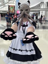 very-accurate-emperor-cosplay-v0-f79efhnja03d1