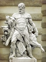 statue