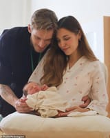 73123513-12290723-Baby_joy_YouTuber_PewDiePie_announced_the_birth_of_his_first_chi-a-21_1689157867158