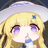 phoebebottle