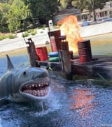 2021-reopening-universal-hollywood-tour-jaws-shark-animatronic