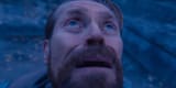 willem-dafoe-looking-up-meme