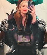 reb pose