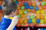 Balloon-dart-toss-game-1960679117