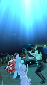 VRChat_2025-06-22_19-15-55.552_1080x1920_wrld_7ff0bdd4-1d3d-4742-9d3b-f6f5e6ec34a3