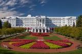 20170407021719-feature-tout-greenbrier_3e46b98a-5056-a36a-0638ef7fe0a4bbda