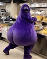 blursed-grimace-v0-xyoucew6iauc1