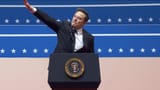 skynews-elon-musk-salute_6805658