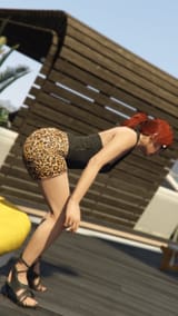 white girl twerk