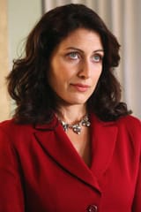lisa-edelstein-how-does-house-end-111524-2491920ff6ab450b884a990f53f5aafd