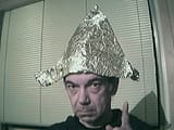 Tin_foil_hat_2