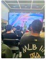 da-wei-isnt-satisfied-with-amphoreus-from-his-speech-at-v0-az14f7acqwwe1