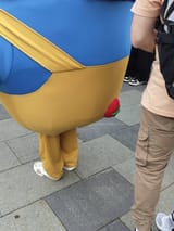 574