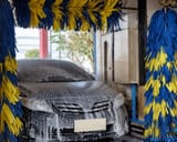 automatic-car-wash-600nw-1060399760