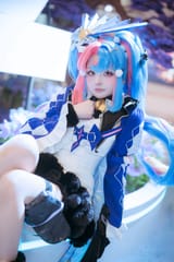 media_GsXA1TqacAIun1K