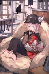 sussuro outfit 2 paws showcase