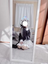 1745121659730960