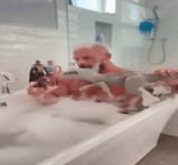 Tub maxxing