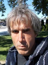 Terry_A._Davis_in_front_of_Richland_WA_library_(cropped)