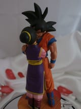 goku kissing chi chi figure