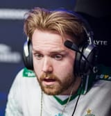 DISTRAUGHTko
