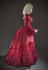 bustle-dress-American-1870