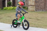 Royalbaby-Kids-Bike-Action-Training-Wheels-4