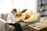 pokemon-company-releasing-life-size-eeveelution-plushes-v0-vkcirjv8pvwe1