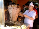 meats-shawarma-vendor-no.wikipedia-OneArmedMan-4x3-1
