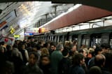 M4_Châtelet_rush_hour