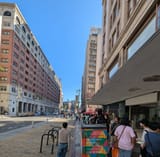 GvIs_b7XkAAP39H