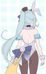 clara_back