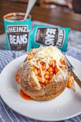 Jacket-Potatoes-with-Beans-6