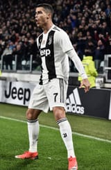 CR7 2