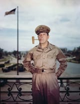 General-Douglas-MacArthur