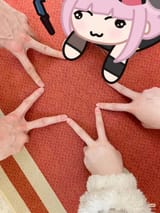 GyCHgw6WIAAXhbl[1]