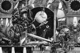 Emperor_VS_Hours-01