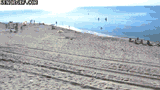 funny-gifs-tanks-on-the-beach