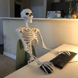 waiting skeleton