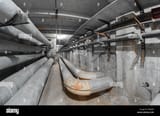 underground-utility-tunnel-network-of-water-supply-pipeline-heat-pipeline-and-cable-vault-P6PJDK-662049534