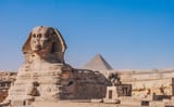 Sphinx_with_the_third_pyramid